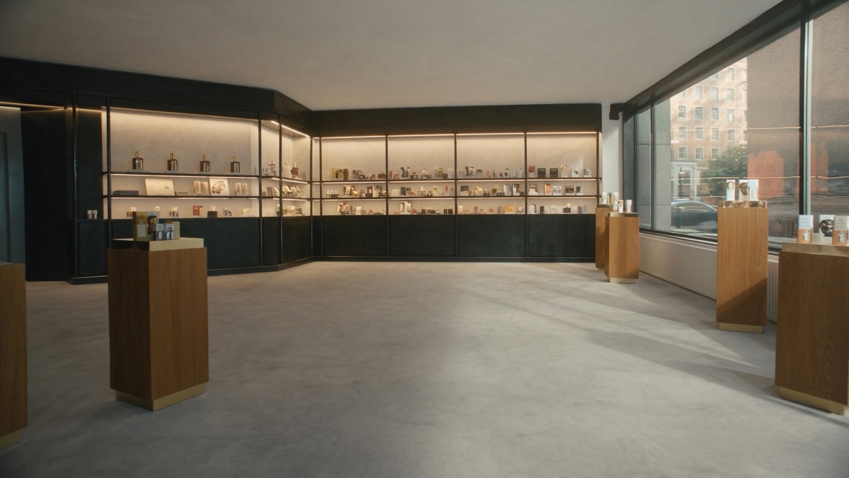 Gebauter Marken-Showroom mit Eichen-Displays und Lounge